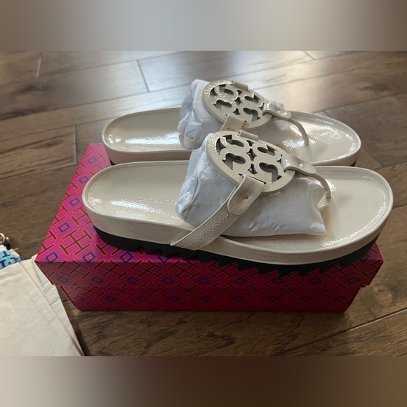 Tory Burch Miller Cloud Lug sandals size 9 - Picture 2 of 16